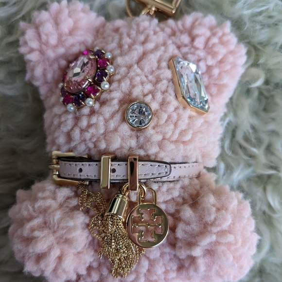 🛍️SOLD🛍️ Tory Burch Charm. - Picture 3 of 7